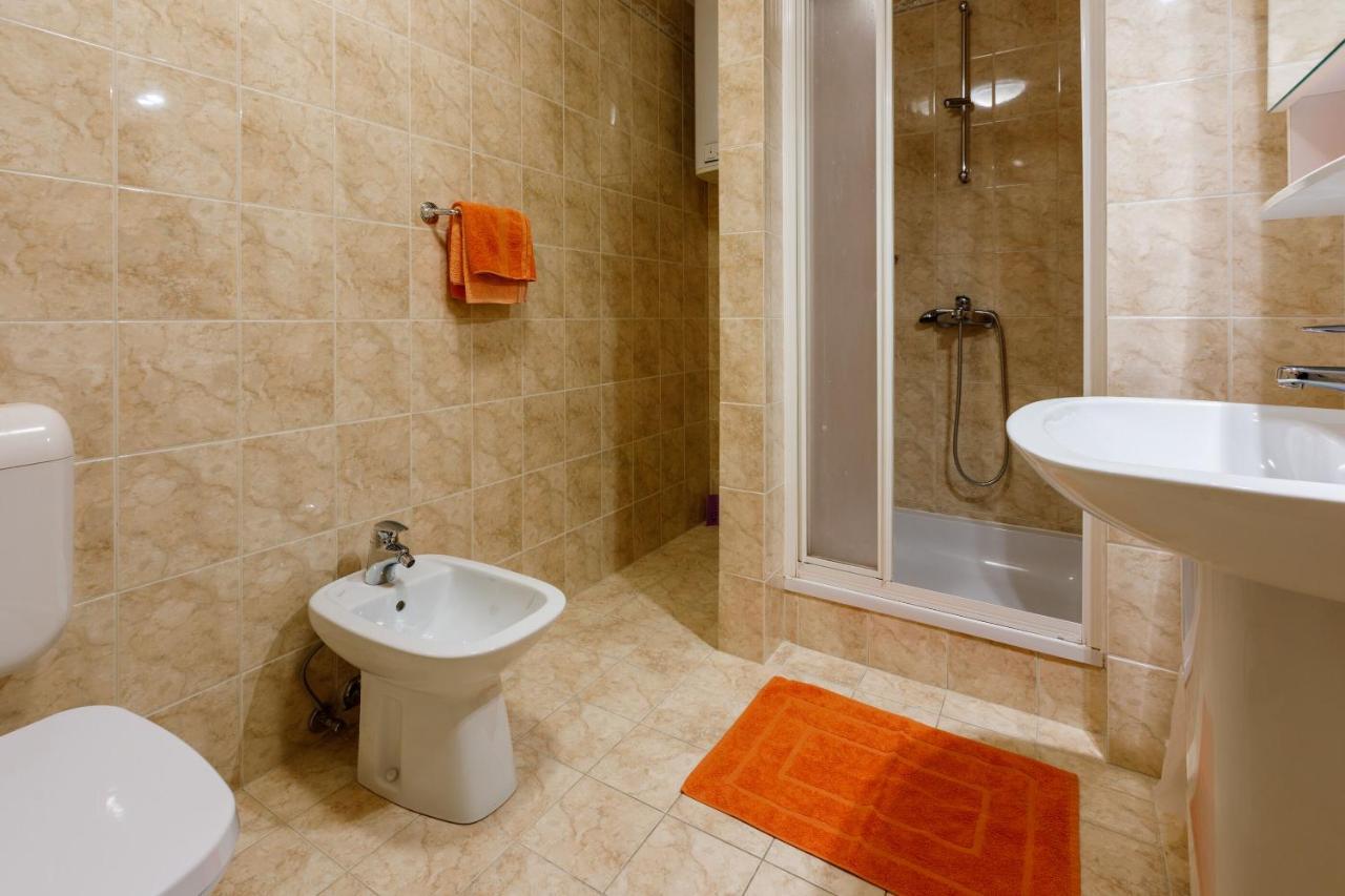 Apartments Loncaric ซริกเวนิซา ภายนอก รูปภาพ