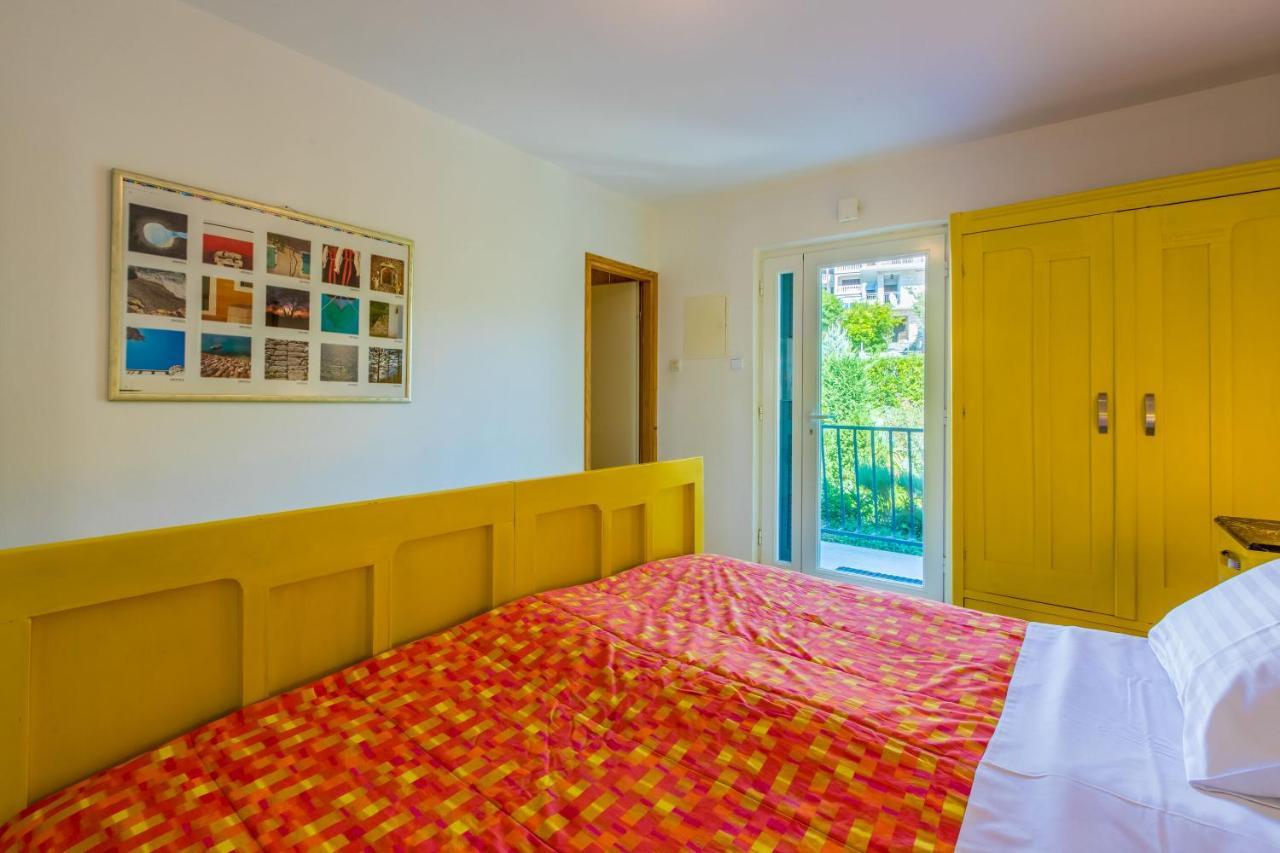 Apartments Loncaric ซริกเวนิซา ภายนอก รูปภาพ